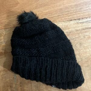 Dakine black knit beanie